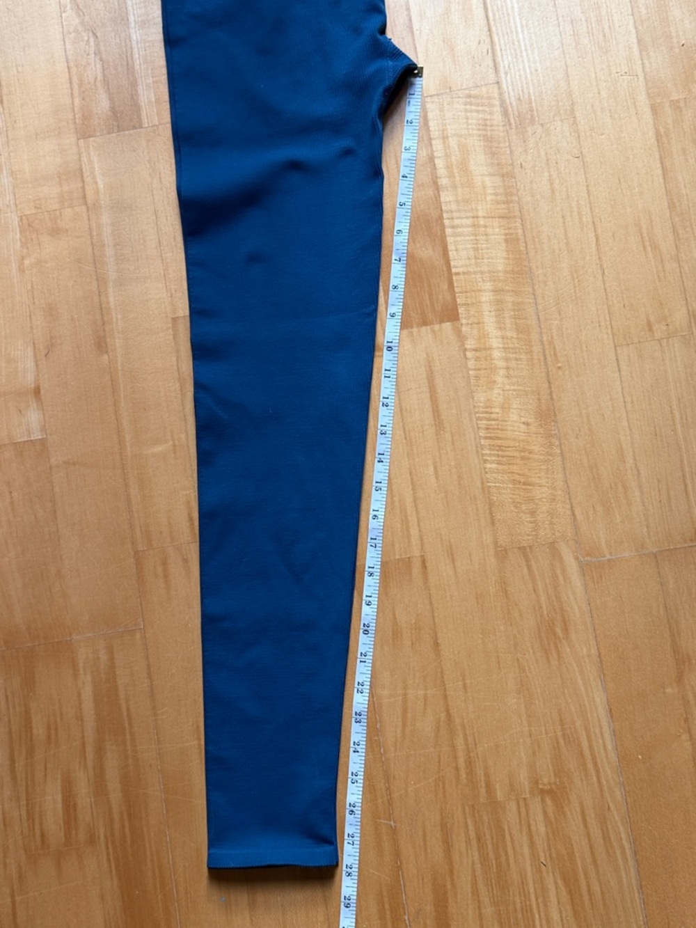 Fabletics High-Waisted Seamless Rib Legging - Picture 9 of 10